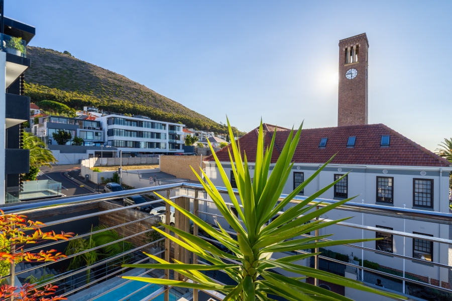 2 Bedroom Property for Sale in Green Point Western Cape